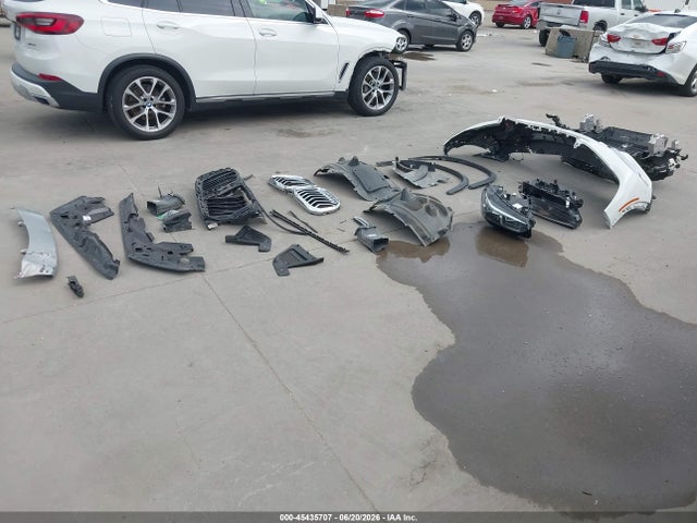 45435707 :رقم المزاد ، 5UXCR6C06N9L57105 vin ، 2022 Bmw X5 Xdrive40i مزاد بيع