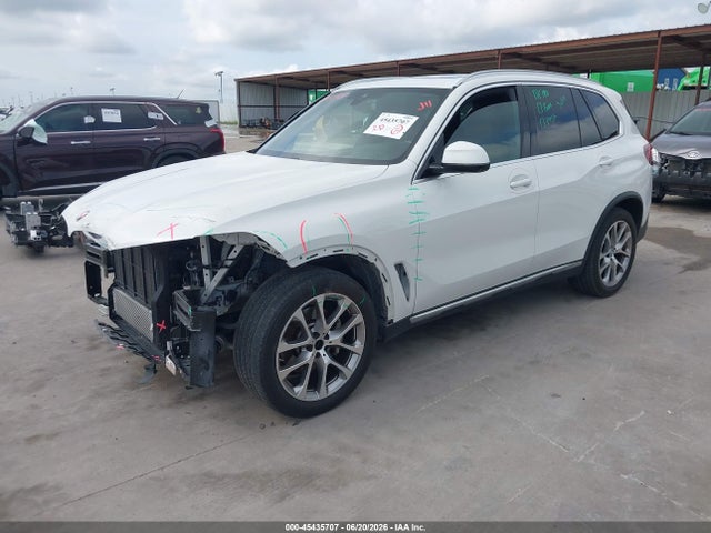 45435707 :رقم المزاد ، 5UXCR6C06N9L57105 vin ، 2022 Bmw X5 Xdrive40i مزاد بيع