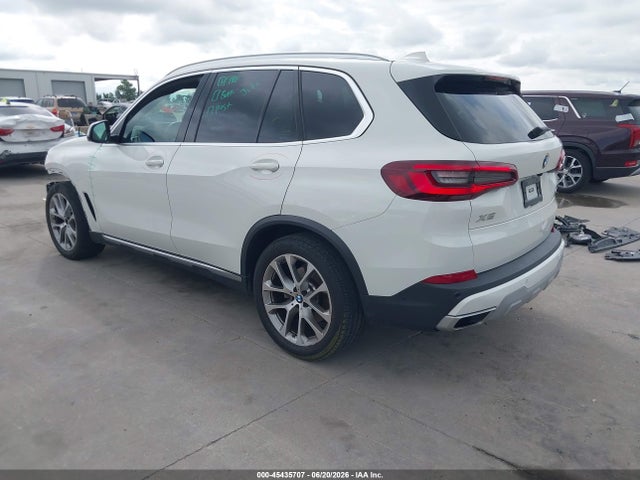 45435707 :رقم المزاد ، 5UXCR6C06N9L57105 vin ، 2022 Bmw X5 Xdrive40i مزاد بيع