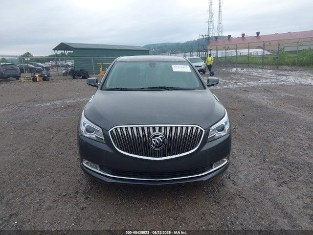 45435823 :رقم المزاد ، 1G4GB5G38GF220897 vin ، 2016 Buick Lacrosse Leather مزاد بيع