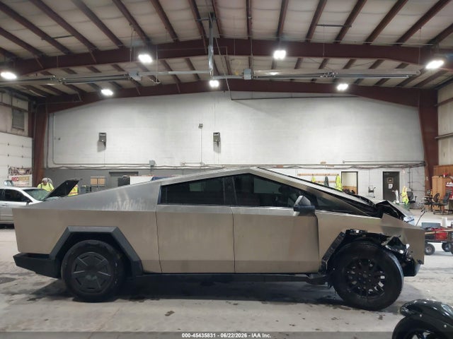 Tesla Cybertruck All-wheel Drive 2025 7G2CEHED9SA074850 Image 13