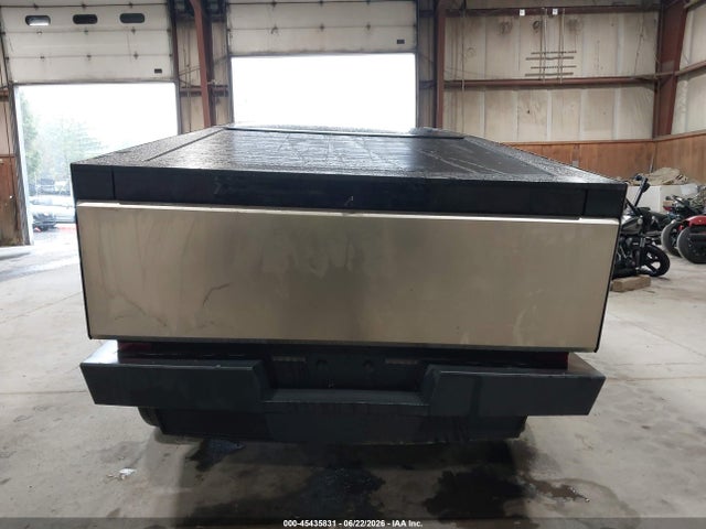 Tesla Cybertruck All-wheel Drive 2025 7G2CEHED9SA074850 Image 16