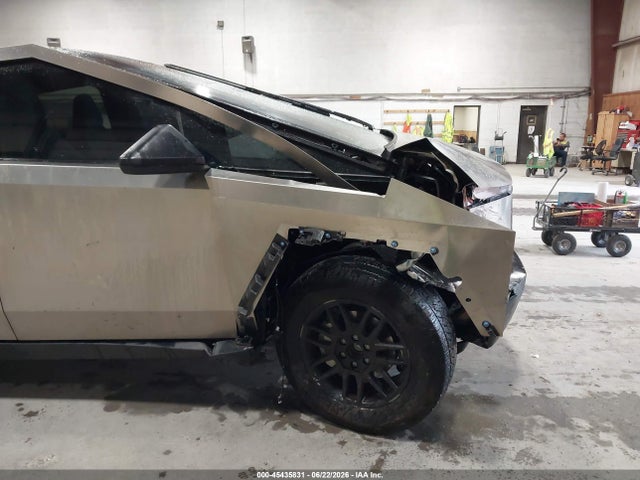 Tesla Cybertruck All-wheel Drive 2025 7G2CEHED9SA074850 Image 19
