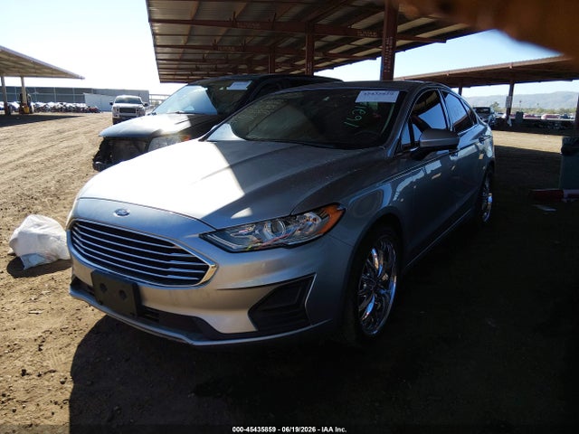 Ford FUSION SE 2020 3FA6P0HD3LR231045 Image 2