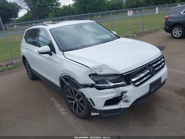 45435884 :رقم المزاد ، 3VV3B7AX9MM049892 vin ، 2021 Volkswagen Tiguan 2.0t Se/2.0t Se R-line Black/2.0t Sel مزاد بيع