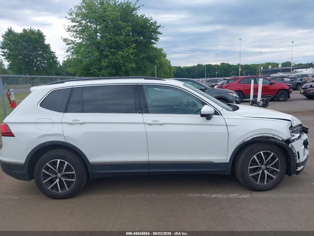 2021 Volkswagen Tiguan 2.0t Se/2.0t Se R-line Black/2.0t Sel მანქანა იყიდება აუქციონზე, vin: 3VV3B7AX9MM049892, აუქციონის ნომერი: 45435884