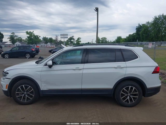 2021 Volkswagen Tiguan 2.0t Se/2.0t Se R-line Black/2.0t Sel მანქანა იყიდება აუქციონზე, vin: 3VV3B7AX9MM049892, აუქციონის ნომერი: 45435884