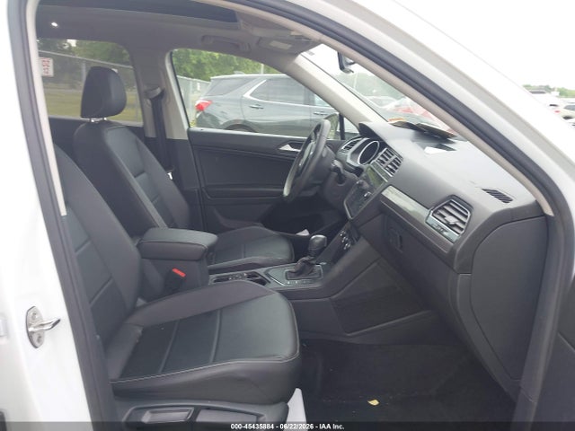 2021 Volkswagen Tiguan 2.0t Se/2.0t Se R-line Black/2.0t Sel მანქანა იყიდება აუქციონზე, vin: 3VV3B7AX9MM049892, აუქციონის ნომერი: 45435884
