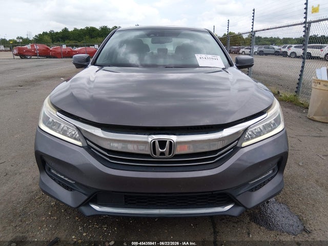 Honda Accord Touring 2016 1HGCR3F98GA016415 Image 12