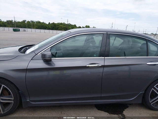Honda Accord Touring 2016 1HGCR3F98GA016415 Image 14