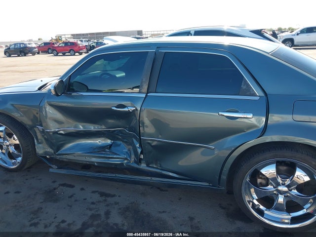 2006 Chrysler 300c მანქანა იყიდება აუქციონზე, vin: 2C3KA63H16H111112, აუქციონის ნომერი: 45435957