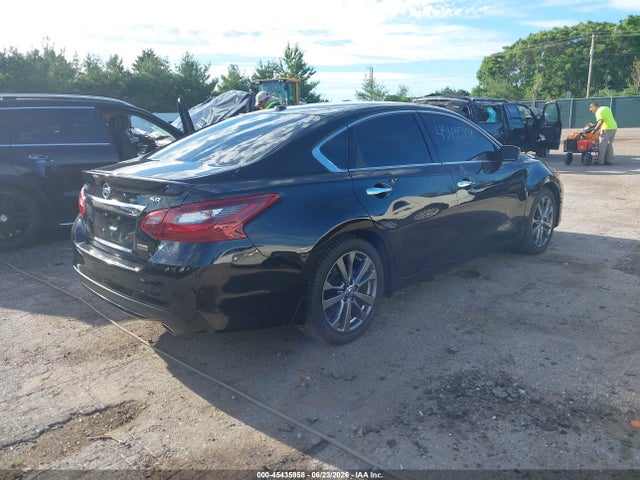 2018 Nissan Altima 2.5 Sr მანქანა იყიდება აუქციონზე, vin: 1N4AL3AP5JC287723, აუქციონის ნომერი: 45435958