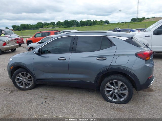 45435973 :رقم المزاد ، KL4MMFSL8MB178582 vin ، 2021 Buick Encore Gx Fwd Essence مزاد بيع