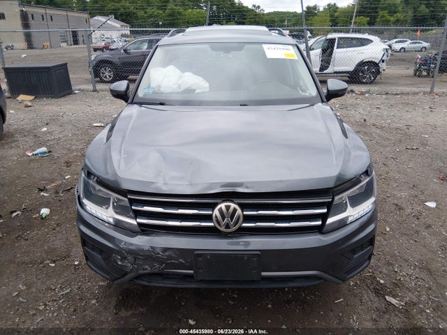 3VV2B7AX9JM056591 Volkswagen Tiguan 2.0t Se/2.0t Sel