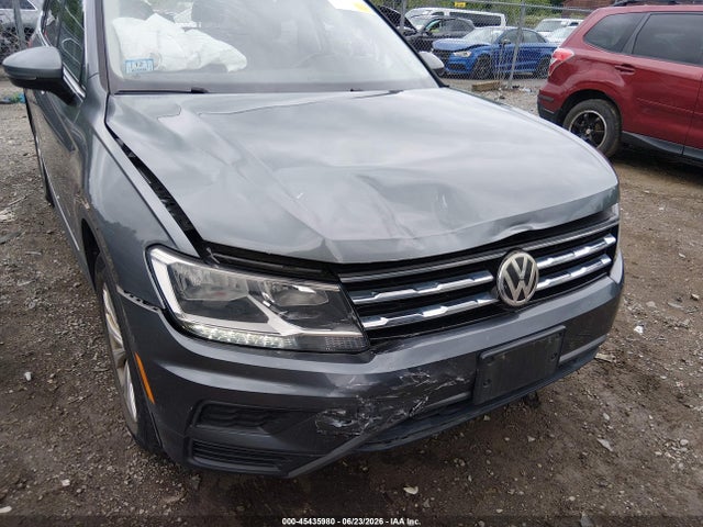 3VV2B7AX9JM056591 Volkswagen Tiguan 2.0t Se/2.0t Sel