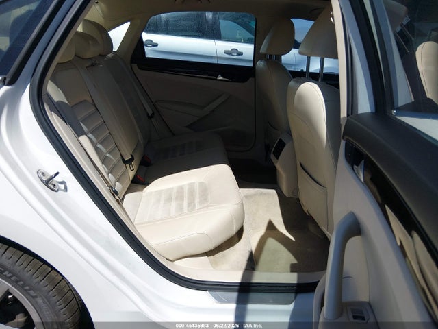 1VWCN7A33EC021539 Volkswagen Passat 2.0l Tdi Sel Premium