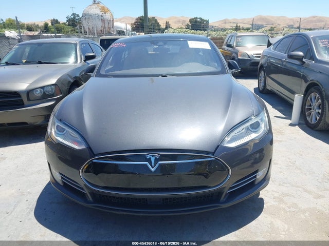Tesla Model S 70d/85d/p85d 2015 5YJSA1E25FF116410 Image 12