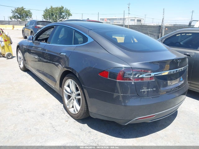 Tesla Model S 70d/85d/p85d 2015 5YJSA1E25FF116410 Image 3