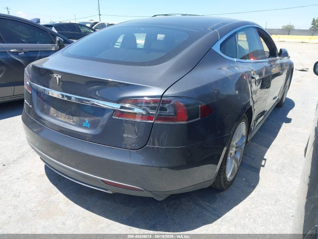 Tesla Model S 70d/85d/p85d 2015 5YJSA1E25FF116410 Image 4