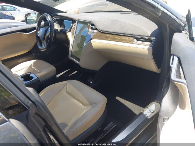 Tesla Model S 70d/85d/p85d 2015 5YJSA1E25FF116410 Image 5