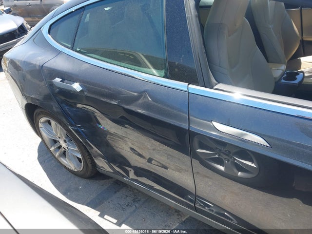 Tesla Model S 70d/85d/p85d 2015 5YJSA1E25FF116410 Image 6