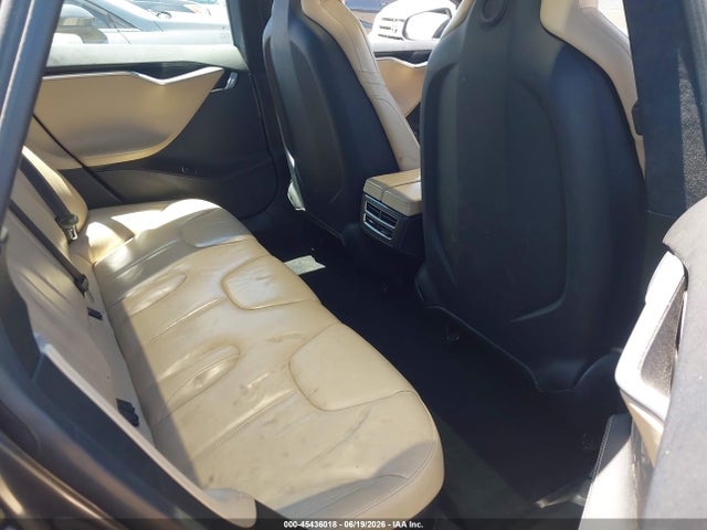 Tesla Model S 70d/85d/p85d 2015 5YJSA1E25FF116410 Image 8
