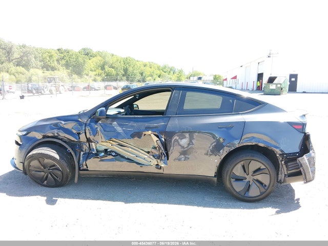 Продажа на аукционе авто 2026 Tesla Model Y Premium Rear-wheel Drive/rear-wheel Drive, vin: 7SAYGDED4TF618674, номер лота: 45436077