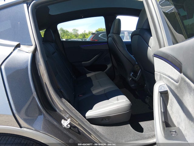 Продажа на аукционе авто 2026 Tesla Model Y Premium Rear-wheel Drive/rear-wheel Drive, vin: 7SAYGDED4TF618674, номер лота: 45436077