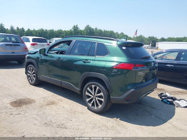 Toyota Corolla Cross Xle 2022 7MUDAABG7NV011604 Image 3
