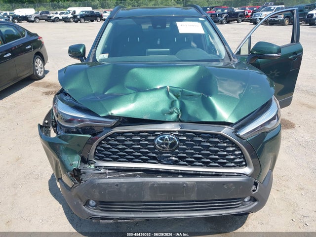 Toyota Corolla Cross Xle 2022 7MUDAABG7NV011604 Image 6