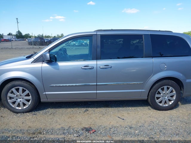 45436098 :رقم المزاد ، 2C4RC1BG9GR267555 vin ، 2016 Chrysler Town & Country Touring مزاد بيع