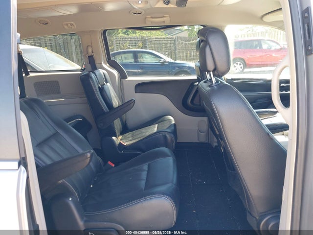 45436098 :رقم المزاد ، 2C4RC1BG9GR267555 vin ، 2016 Chrysler Town & Country Touring مزاد بيع
