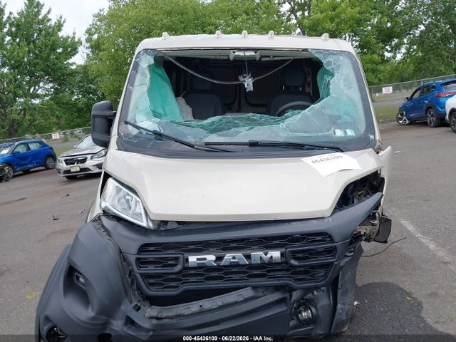 Продажа на аукционе авто 2023 Ram Promaster 2500 Low Roof 136 Wb, vin: 3C6LRVVG1PE510825, номер лота: 45436109