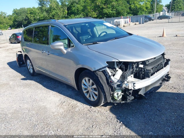 Aukcja sprzedaży 2018 Chrysler Pacifica Touring L, vin: 2C4RC1BG9JR214121, numer aukcji: 45436118