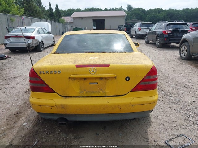Продажа на аукционе авто 1998 Mercedes-benz Slk 230, vin: WDBKK47F7WF078414, номер лота: 45436148