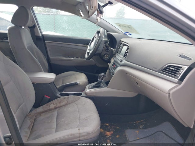 Hyundai ELANTRA SE 2017 5NPD84LF8HH022585 Image 5