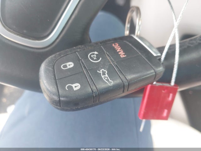 Продажа на аукционе авто 2015 Chrysler 200 C, vin: 1C3CCCCB9FN509393, номер лота: 45436170