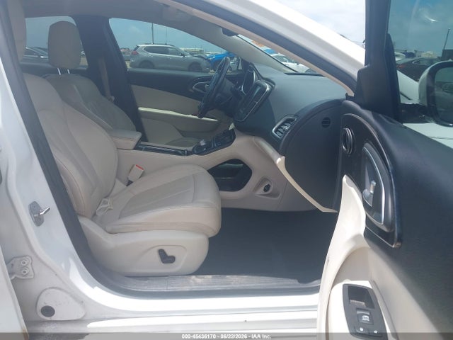 Продажа на аукционе авто 2015 Chrysler 200 C, vin: 1C3CCCCB9FN509393, номер лота: 45436170