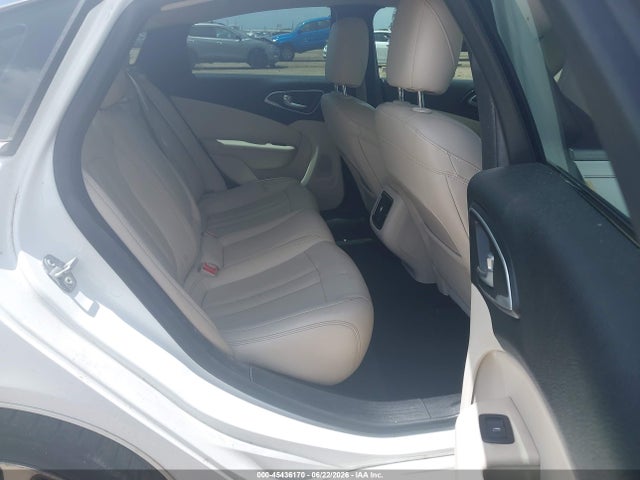 Продажа на аукционе авто 2015 Chrysler 200 C, vin: 1C3CCCCB9FN509393, номер лота: 45436170