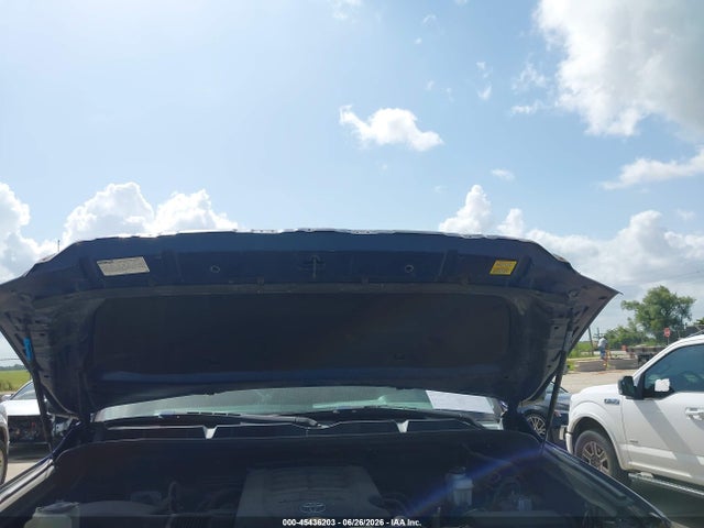 5TFRM5F17EX080887 Toyota Tundra Sr5 4.6l V8