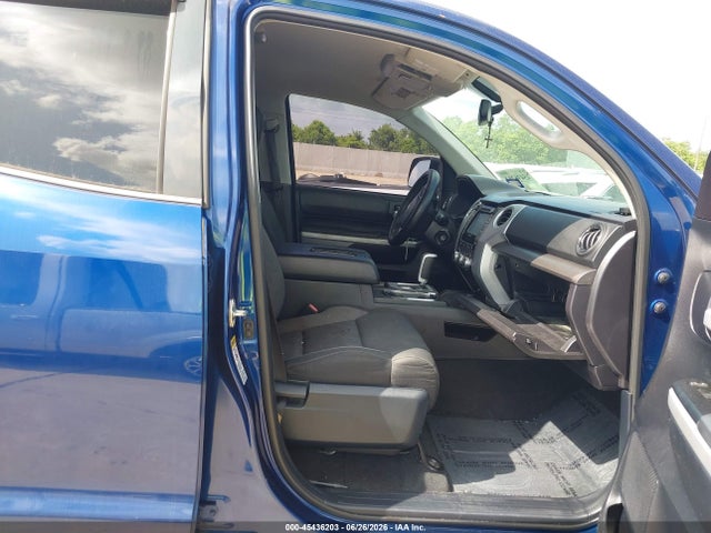 5TFRM5F17EX080887 Toyota Tundra Sr5 4.6l V8
