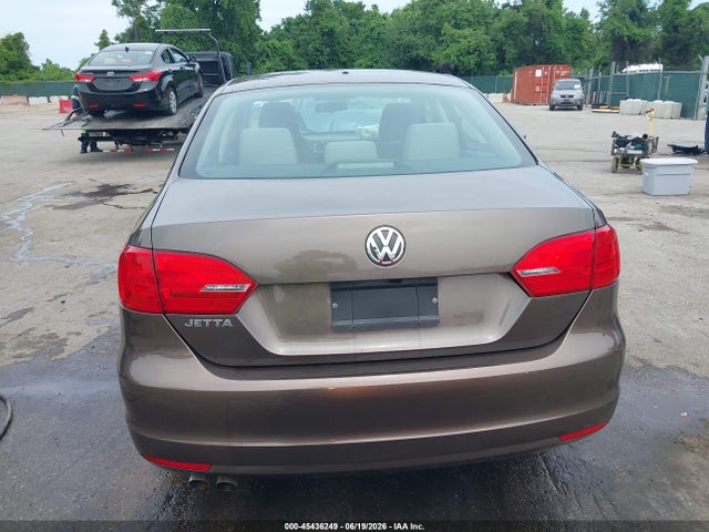 2013 Volkswagen Jetta 2.0l S მანქანა იყიდება აუქციონზე, vin: 3VW2K7AJ9DM401212, აუქციონის ნომერი: 45436249