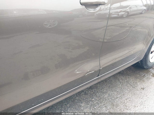 2013 Volkswagen Jetta 2.0l S მანქანა იყიდება აუქციონზე, vin: 3VW2K7AJ9DM401212, აუქციონის ნომერი: 45436249