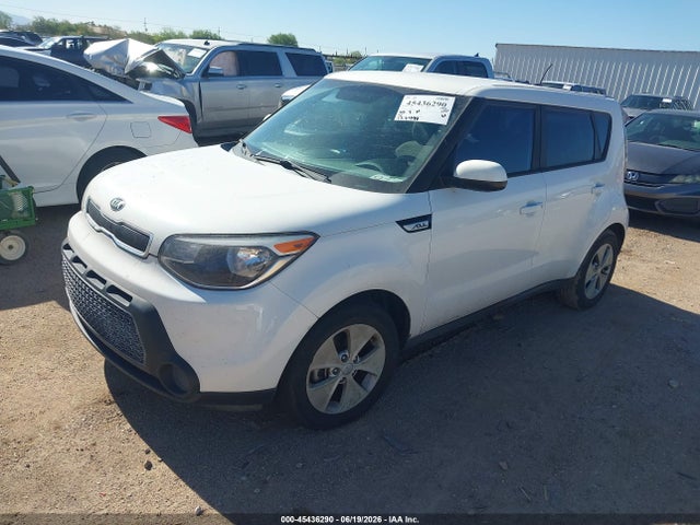 KIA Soul 2016 KNDJN2A28G7388775 Image 2