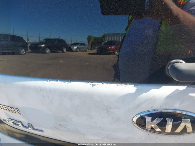 KIA Soul 2016 KNDJN2A28G7388775 Image 6