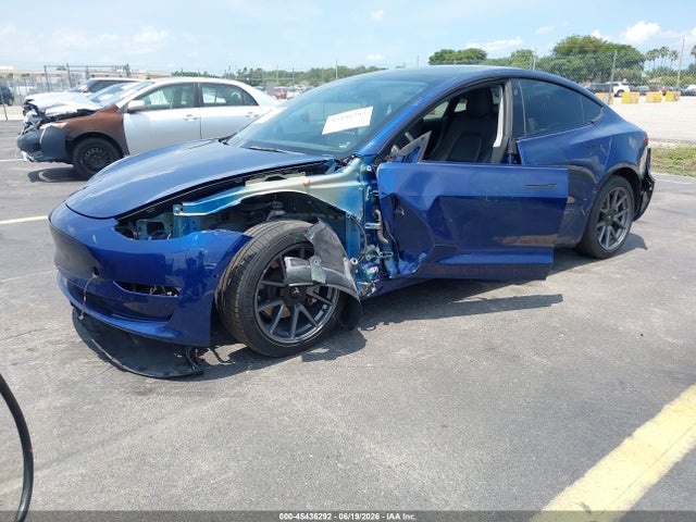 45436292 :رقم المزاد ، 5YJ3E1EB1NF260852 vin ، 2022 Tesla Model 3 Long Range Dual Motor All-wheel Drive مزاد بيع