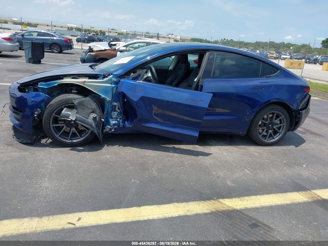 45436292 :رقم المزاد ، 5YJ3E1EB1NF260852 vin ، 2022 Tesla Model 3 Long Range Dual Motor All-wheel Drive مزاد بيع
