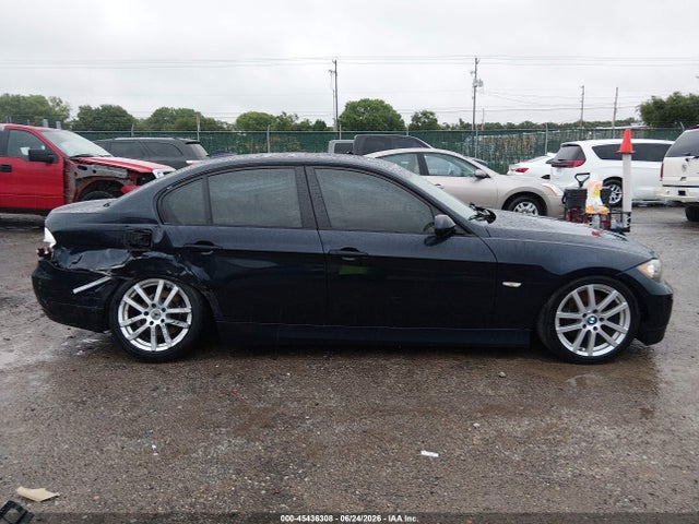 2008 Bmw 328i მანქანა იყიდება აუქციონზე, vin: WBAVA37518NL54823, აუქციონის ნომერი: 45436308