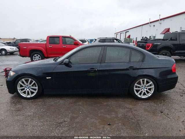 2008 Bmw 328i მანქანა იყიდება აუქციონზე, vin: WBAVA37518NL54823, აუქციონის ნომერი: 45436308