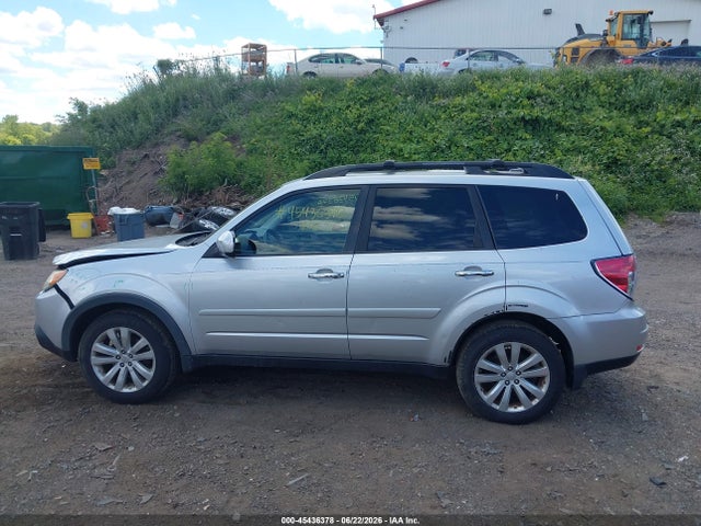 Продаж на аукціоні авто 2011 Subaru Forester 2.5x Premium, vin: JF2SHADC7BG783518, номер лоту: 45436378